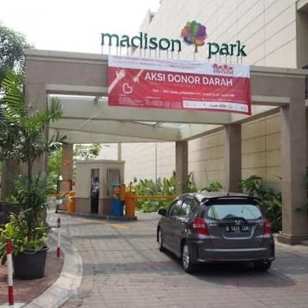 1 Bedroom Apartment Near Central Park Mall Jakarta Exteriér fotografie