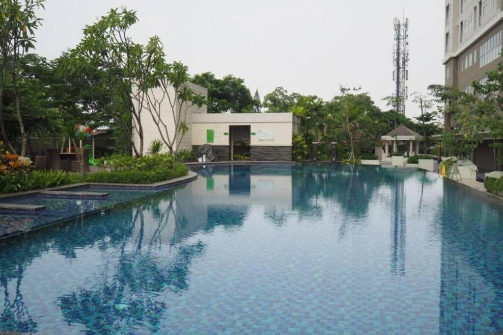 1 Bedroom Apartment Near Central Park Mall Jakarta Exteriér fotografie